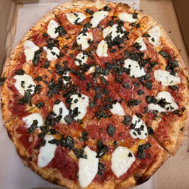 Margherita Pizza.